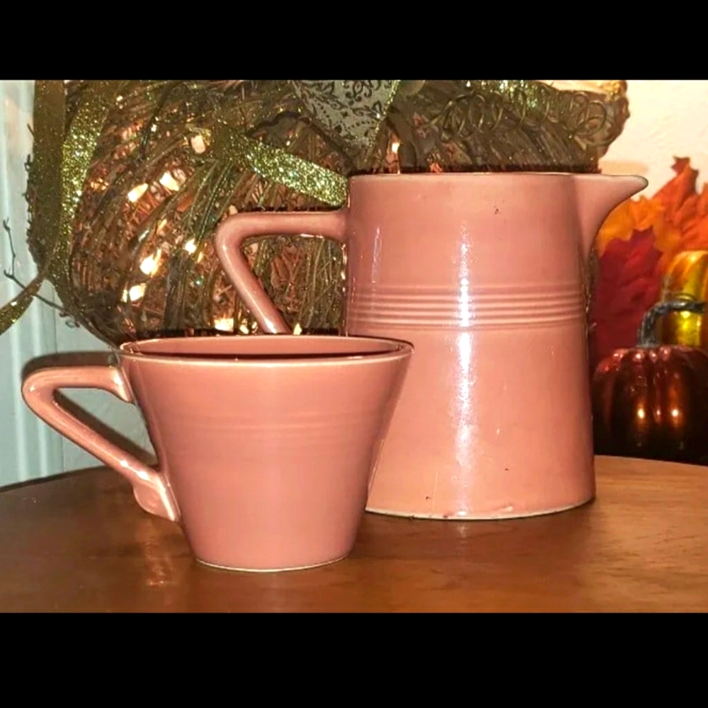 Homer Laughlin Harlequin MCM Cup & Pitcher